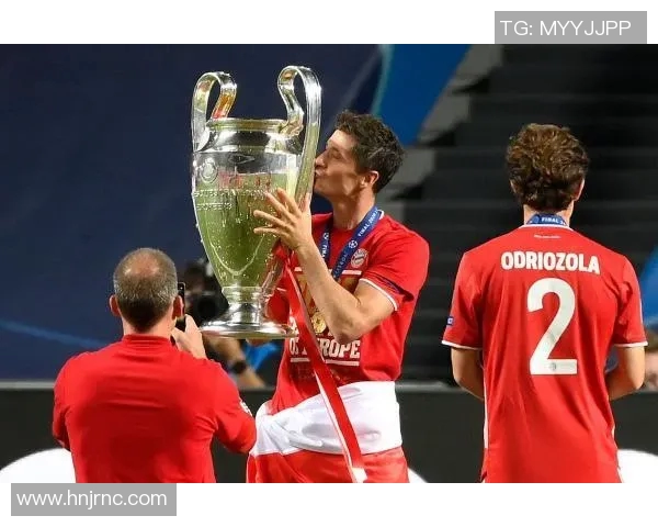 拜仁慕尼黑雄起德甲夺冠再现辉煌