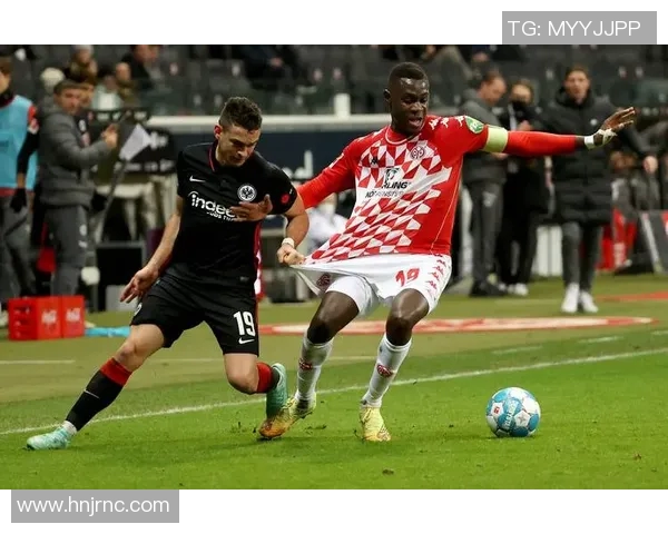 德甲联赛：法兰克福客场豪取胜利，势不可挡