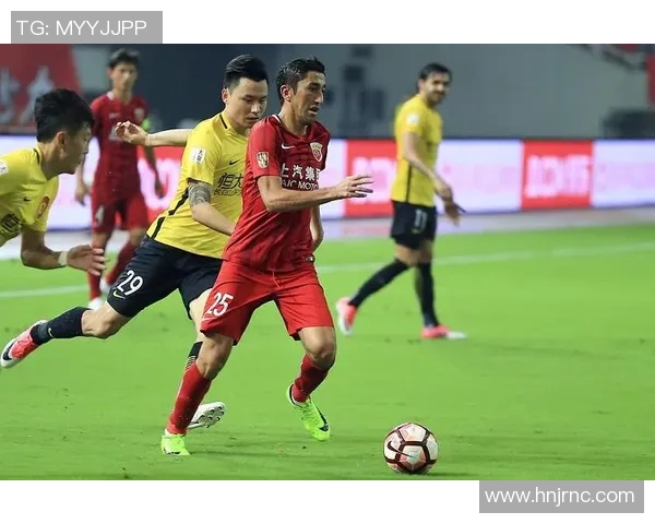 广州恒大战胜上海上港，取得关键胜利