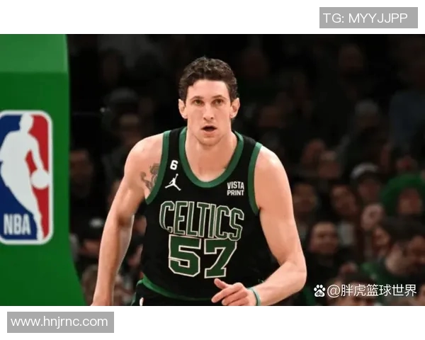 掘金主帅迈克·马龙荣膺最佳教练,为球队夺得胜利贡献重要 掘金主帅迈克·马龙荣膺最佳教练,为球队夺得胜利贡献重要