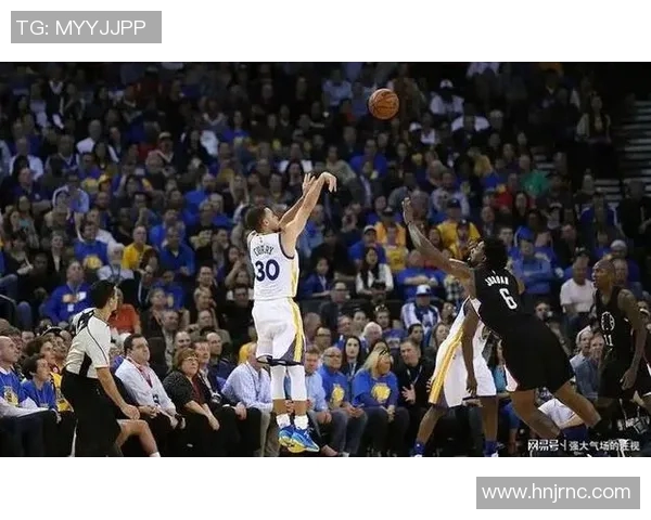 勇士主场豪取3-1优势姬杜迷三分梦幻表现