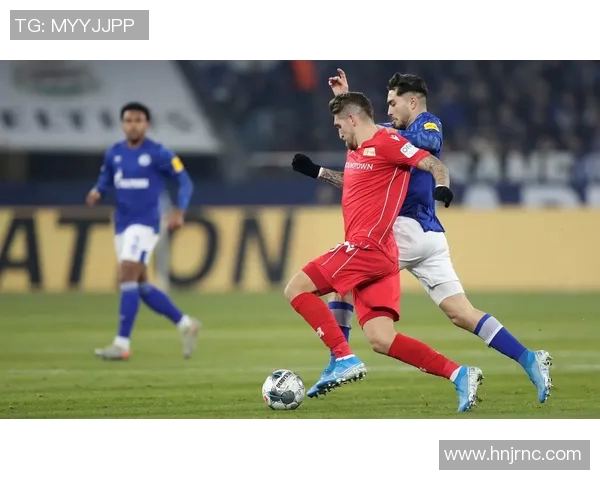 沙尔克04队德甲赛场连续不胜，遭遇严峻挑战