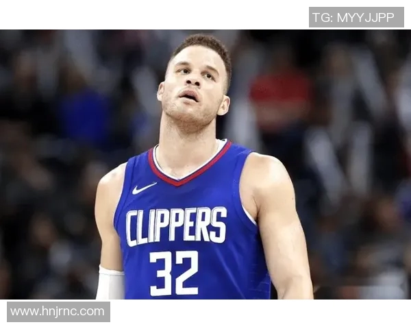 活塞客场逆袭独行侠,格里芬豪取30分,领军前行 活塞客场逆袭独行侠,格里芬豪取30分,领军前行